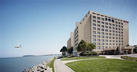 hotels near the warfield san francisco|marriott near san francisco airport.